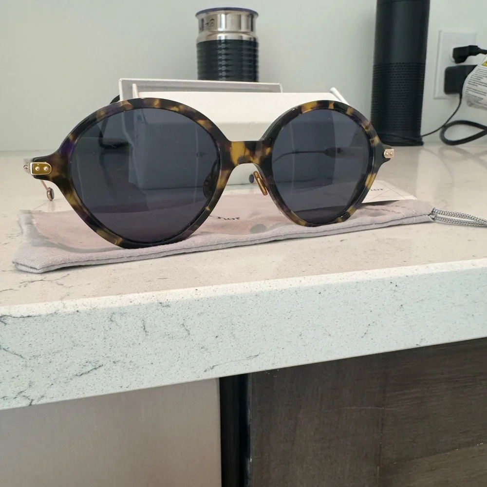 Dior Tortoiseshell Round Sunglasses with Dark Lenses - Picture 3 of 7